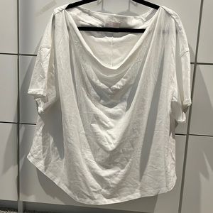 Nuuds off the shoulder top